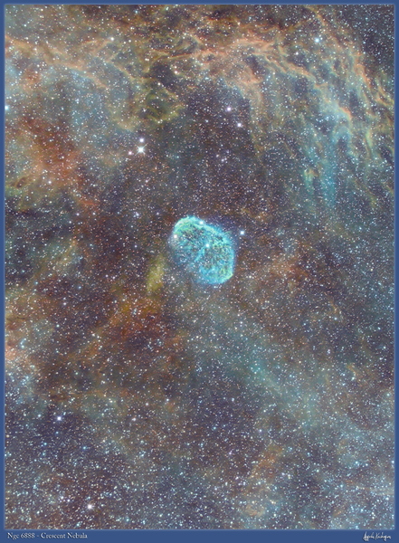 Περισσότερες πληροφορίες για το "Ngc 6888 - Crescent Nebula (Ηubble Palette)"