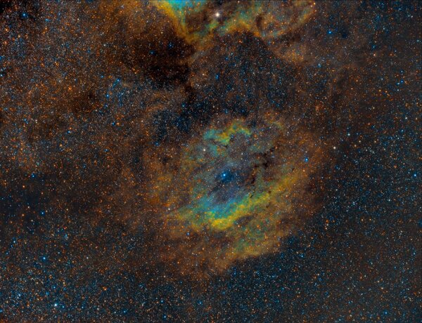 Sh2-119 Nebula Widefield In Hubble Palette